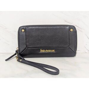 Enzo Angiolini Women's Black Leather Two Compartment Zip Close Wristlet Wallet